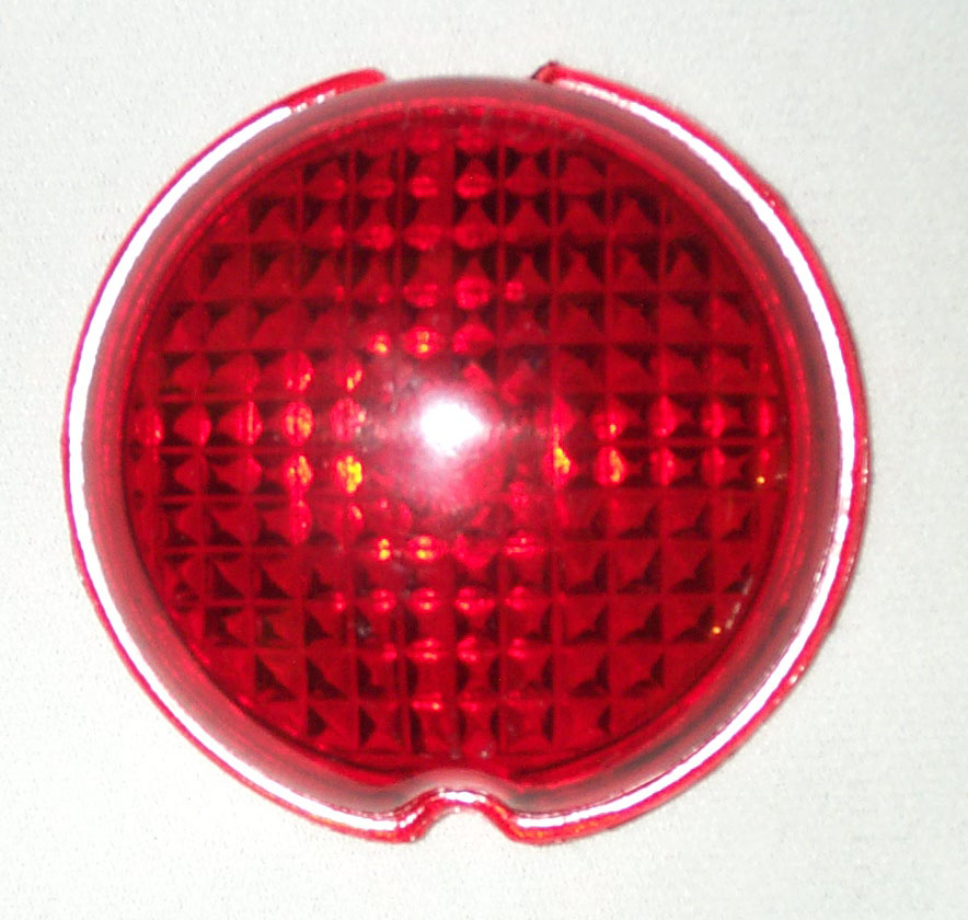 1937 Terraplane square pattern taillight lens - Click Image to Close
